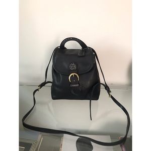 Vintage coach leather crossbody/backpack